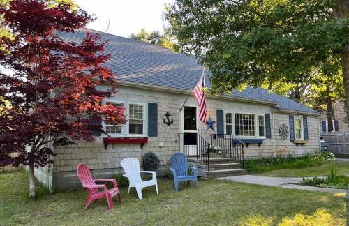 A charm Cape house centrally located close to everything that Cape code offers - Foto 1