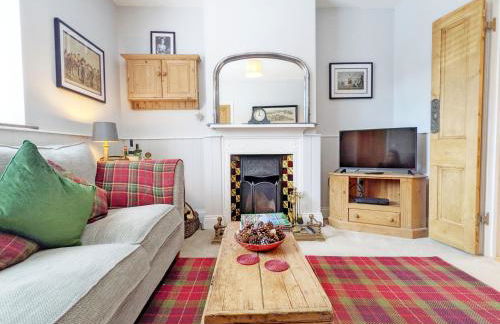 Sparrow Cottage - Westbourne - Photo 1