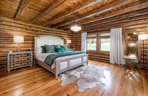 3BR Luxury Log Cabin Near Franklin - Foto 41