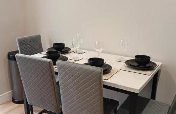 Martindale Close - 3 Bedrooms - Sleeps 5 - Photo 8