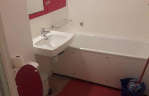 Studio confortable avec balcon et casier à skis, 4/6 personnes, au pied des pistes - FR-1-602-40 - Foto 5