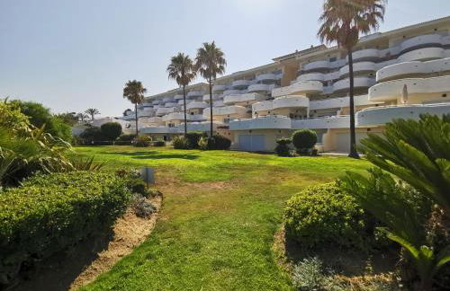 Sinfonia Del Mar Apartment also LONG TERM RENTALS - Photo 32