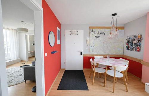 COOLEST Apartment in Berlin, easy Check-in, near BER Airport - Quiet&Cozy Penthouse - Photo 10