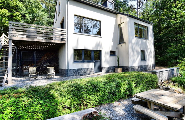Beautiful, Modern House With Stunning Views, hot tub and Sauna in Green Surroundings - Photo 1