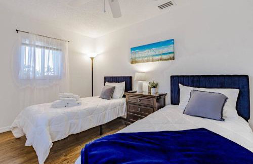 Quaint Cottage in a South Sarasota Neighborhood - Foto 34