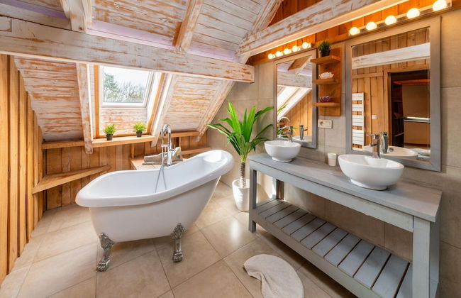 Lush Holiday Home With Bubble Bath and Sauna - Foto 22
