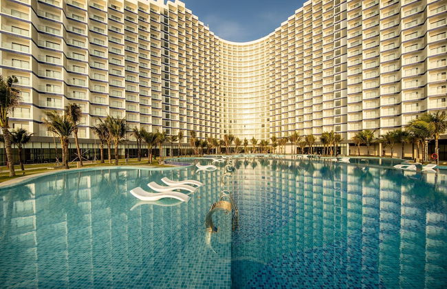 The Western Seaview Cam Ranh Condotel - Foto 1