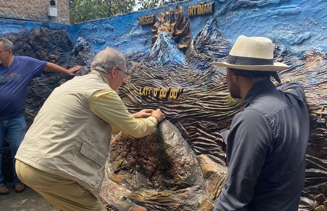 Quito's Equatorial Line Tour & Cable Car - Photo 5