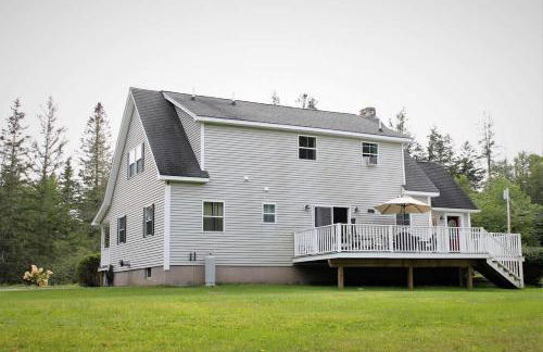 Pine and Sea Beach Retreat - Photo 29