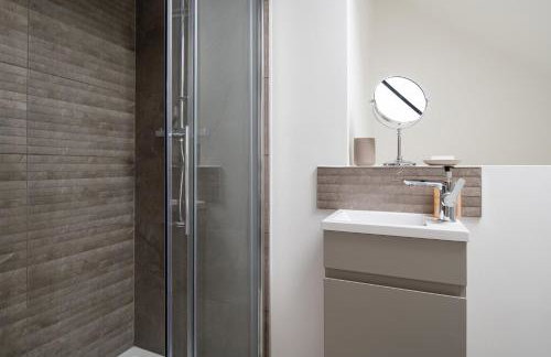 Spacious and modern family apartment, central and within walking distance to local amenities - Foto 12