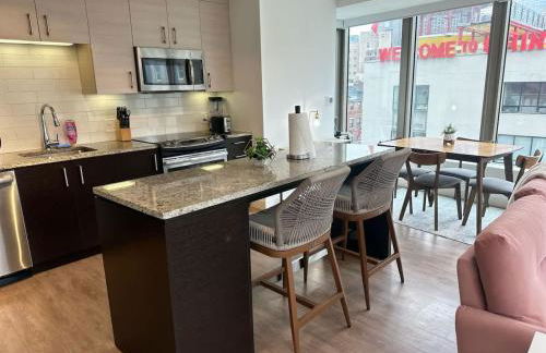 Upscale 2BR Condo with Gym & Parking near MGH & TUFTS - Foto 27