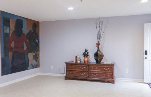 Stylish Studio Escape - Calm & Convenient Lanham - Foto 4