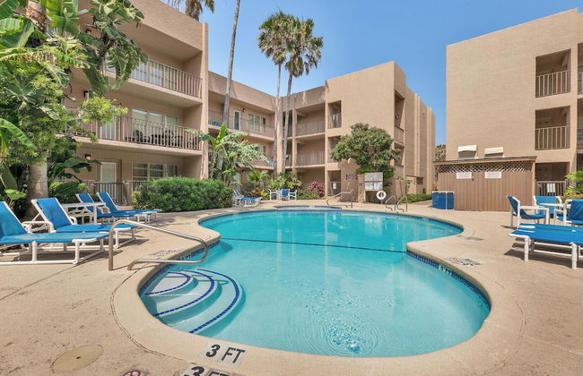 Beachfront Convenience w/o the Beachfront Price! - Foto 17