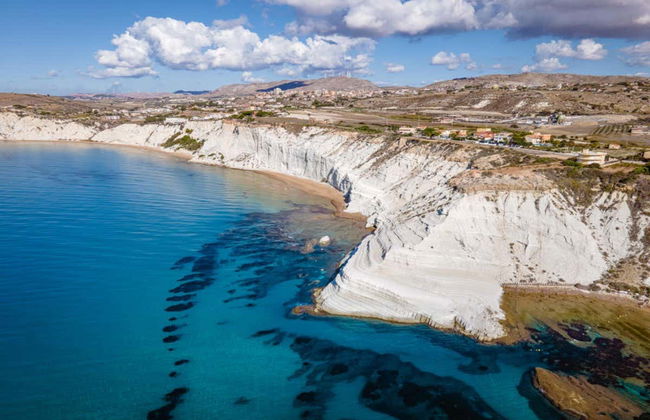Giro in barca alla Scala dei Turchi - Foto 2