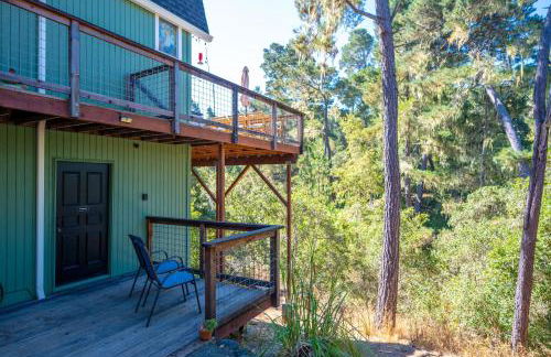 Forest Home with Deck, EV Station, King Beds - Foto 45