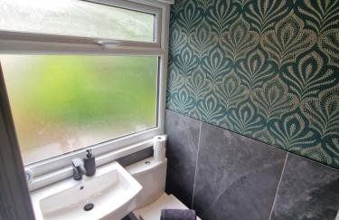 Townhouse - 6 Bed Hot Tub House - Photo 30