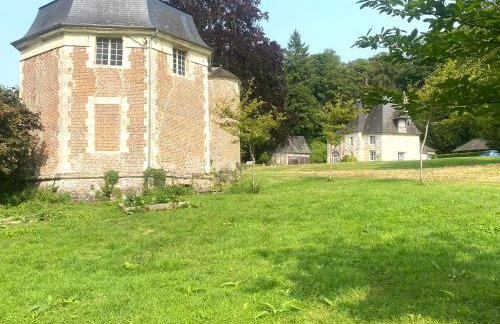 Le Pressoir du Château de Neuville - Piscine chauffée - Jeux - Forêt - Foto 50