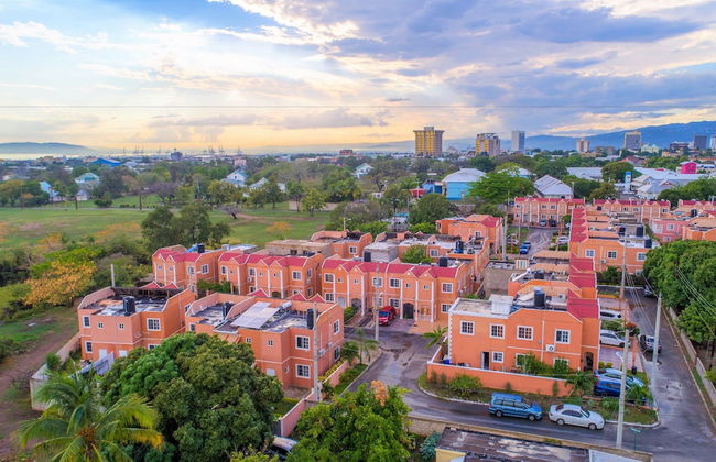 Stadium Gardens Suite - Photo 14