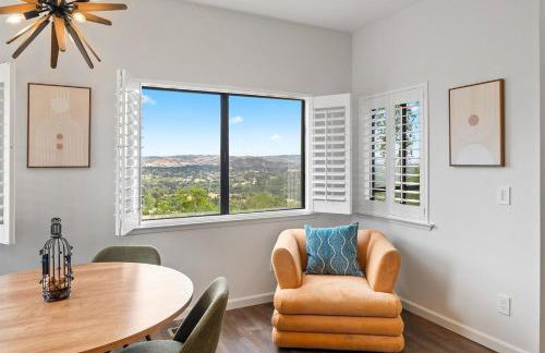 Mid-Mod Hilltop Retreat Views & Local Wildlife - Foto 53