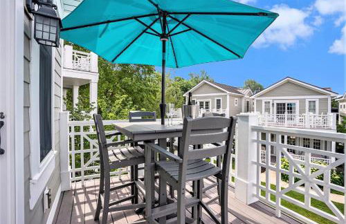 Lake front condo with pool access walking distance to downtown Saugatuck - Foto 31