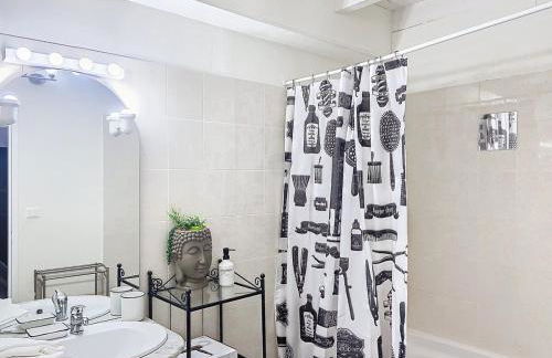 T4 lumineux proche du port et du théâtre - Photo 4