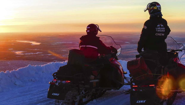 Paseo en moto de nieve
