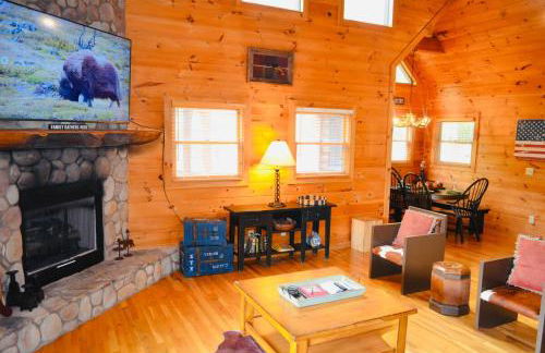 Above Expectations-New Exterior-Sleeps 8-Hot Tub-Games Galore-Nature - Foto 51