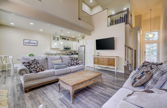 Pocono Retreat -1 Mile to Lake and Skiing - Foto 6