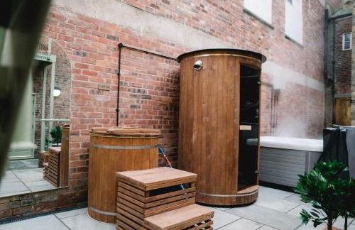 Magistrates Penthouse Suite - Town Centre Apartments with Spa - Foto 35