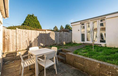 NEW Groups & Contractor Stays-5Bed-2Bath-Parking-By FabAccommodation - Foto 15