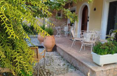 Athina's Mon Repo Apartment - Photo 10