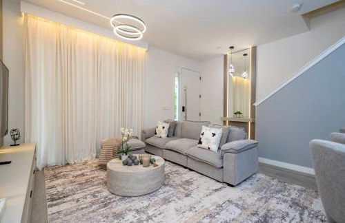 Themed 03 Bedrooms 03 Baths - Foto 50