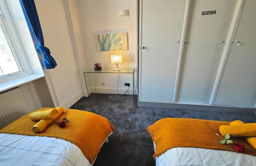 Luxury 4-Bedroom Apartment in Oxford Street - Foto 12