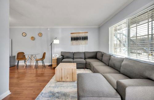 Chic Minimal Farmhouse 1 BR Near Duke Hospital - Foto 1