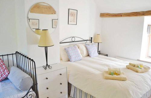 Hampton Wafre Cottage - Photo 10