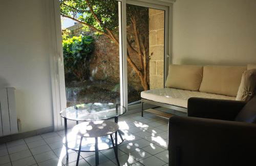 Maison au coeur de ville parking - Photo 9