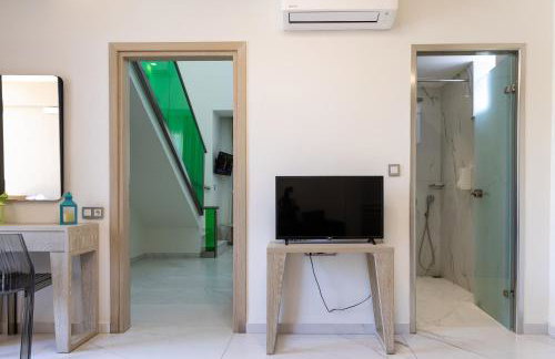 Amalia Deluxe Villas - Photo 22