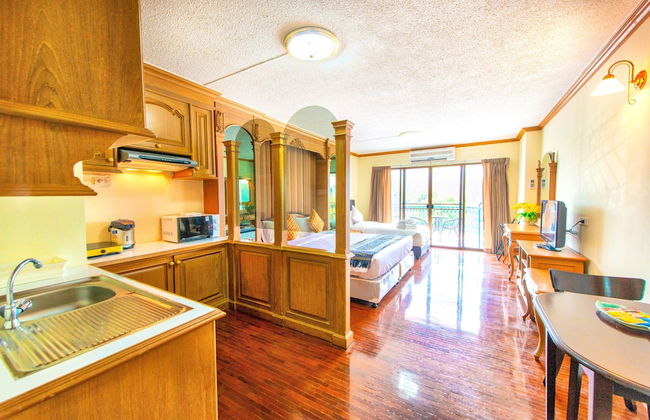 Hillside Plaza & Condotel 4 Downtown - Photo 63