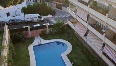 Ático con terraza privada, solárium y piscina en zona tranquila - Photo 4
