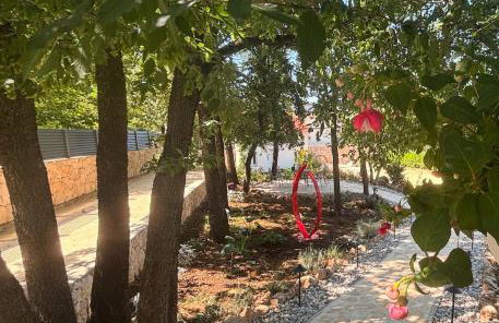 Villa Botanica - Lush Garden and Pool Oasis - Foto 28