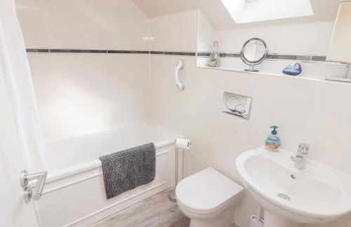 Daffodil Apartment - Photo 18