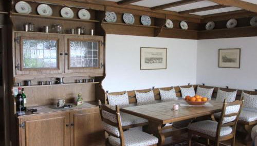 With Lake and Alpine View - Foto 2