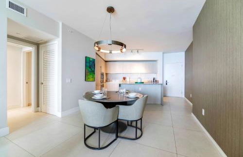 Ocean & City Views l Luxury Beachfront Condo - Photo 22