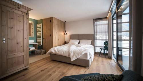 OVINA`s HAUS - Photo 2