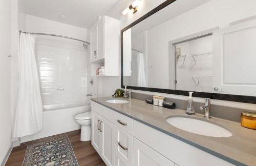 Bright Spacious 2BR 2BA Open Layout - Foto 20