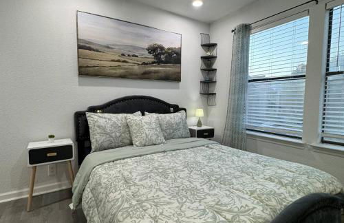 2BD DT Dallas l FIFA READY l 5 Min from Love Field - Foto 13