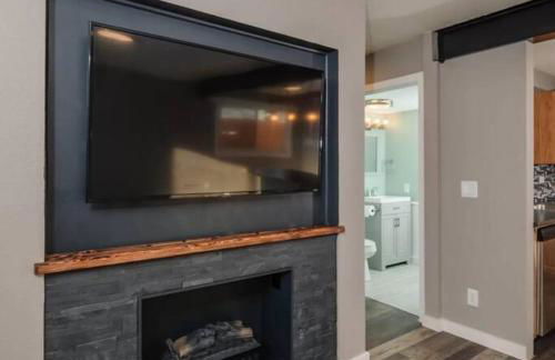 Spacious 3 BD Close To Everything! You’ll Love It! - Foto 29