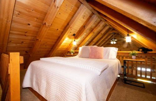 Honey Bear Cabin - Photo 3