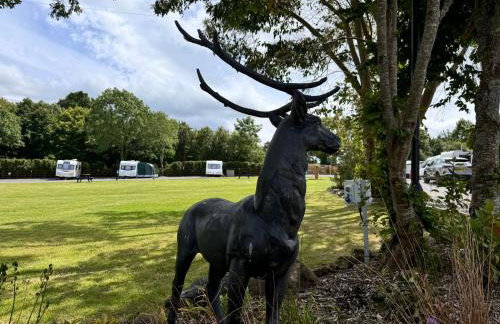 Lake View Holiday Home - Fishing Lakes, Heated Outdoor Swimming Pool 500yrds on Sister Park , Pool Open April to September - Foto 38