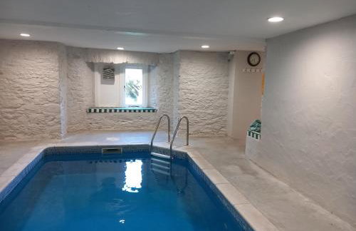 Sheplegh Court Charming Cottage and Pools within Stunning Grounds - Photo 26